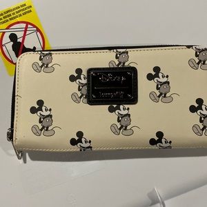 Loungefly Mickey Mouse wallet